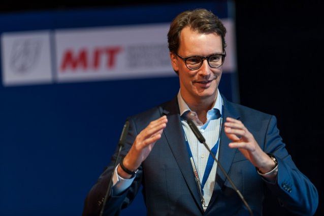 21. Landesdelegiertenversammlung am Flughafen